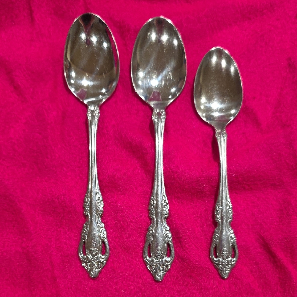Oneida Brahms Stainless Spoons - Set of 3